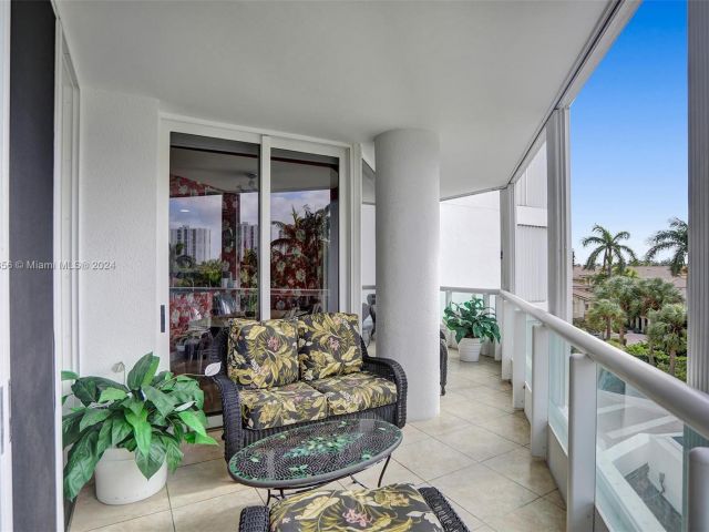 Apartment for sale  Unit #403 - photo 5682983