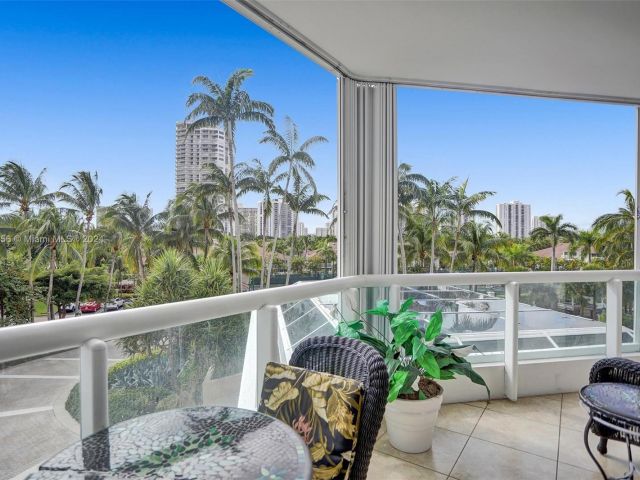 Apartment for sale  Unit #403 - photo 5682988