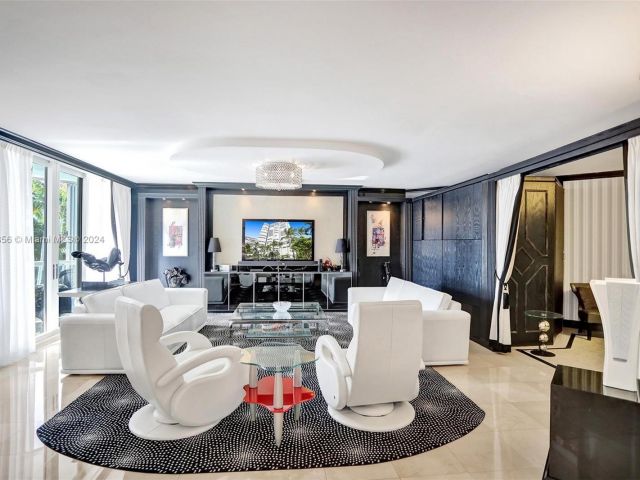 Apartment for sale  Unit #403 - photo 5682998