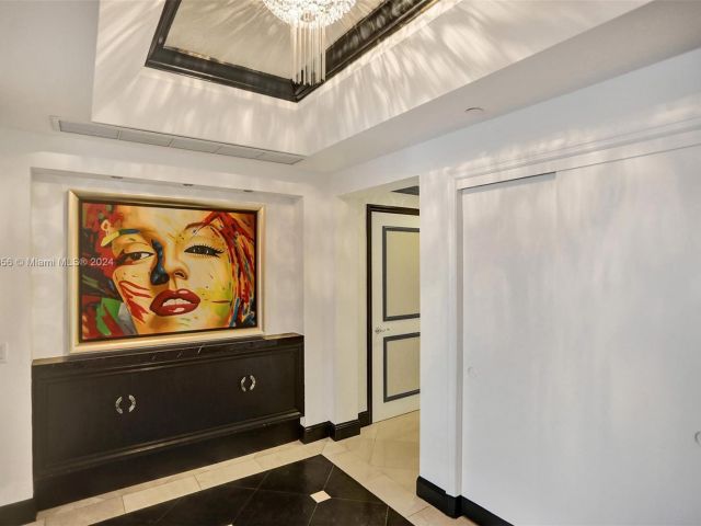 Apartment for sale  Unit #403 - photo 5682999