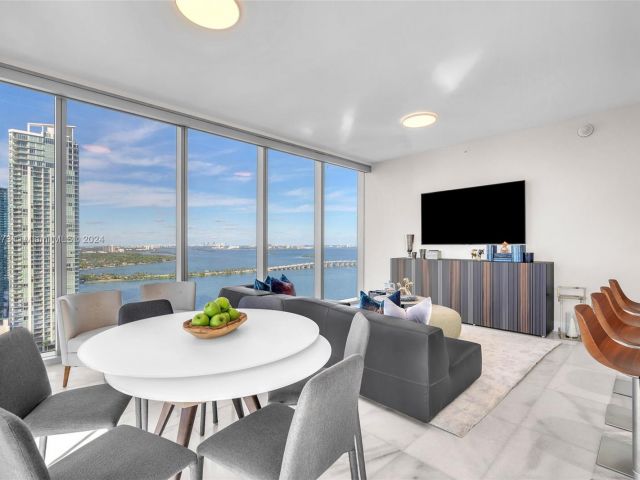 Apartment for rent  Unit #2906 - photo 5666462