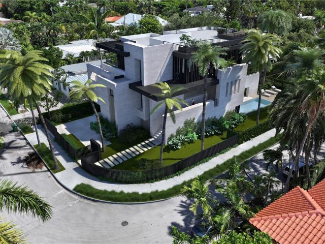 Home for sale at 3599 Vista Ct - photo 6042726