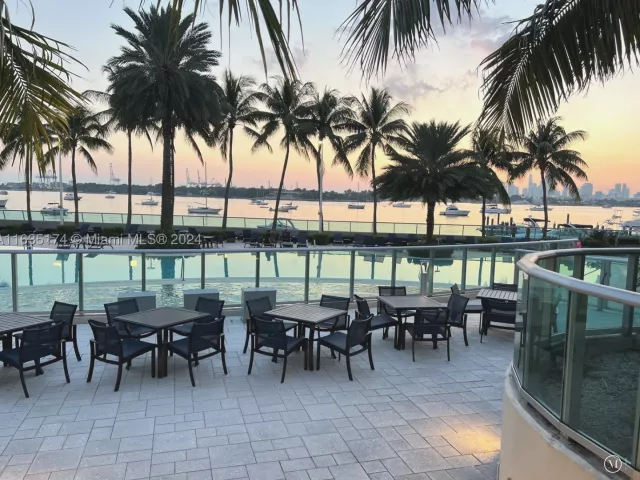 2-bedroom condo for rent in Miami Beach - 1500 Bay Rd 522S - MondialRealty