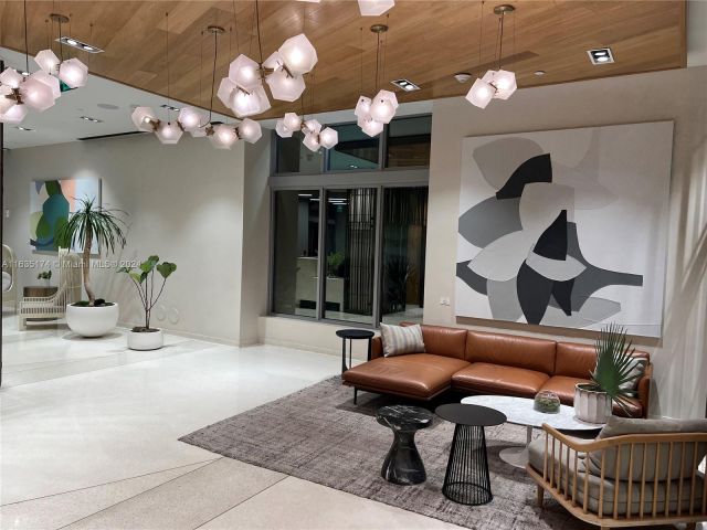 Apartment for rent  Unit #522S - photo 5604856