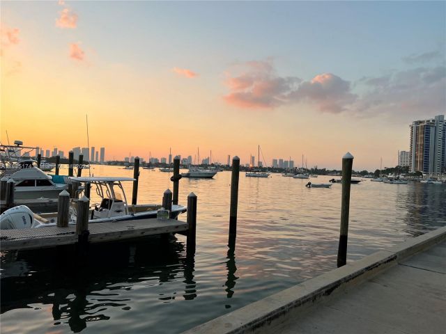 Apartment for rent  Unit #522S - photo 5604859