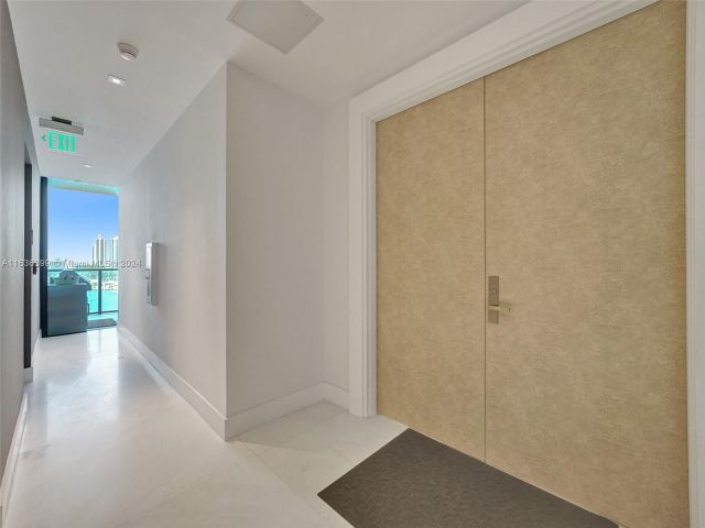 Apartment for sale  Unit #802 - photo 5638966