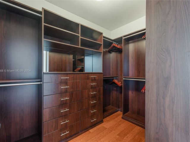 Apartment for rent  Unit #2702 - photo 5664823