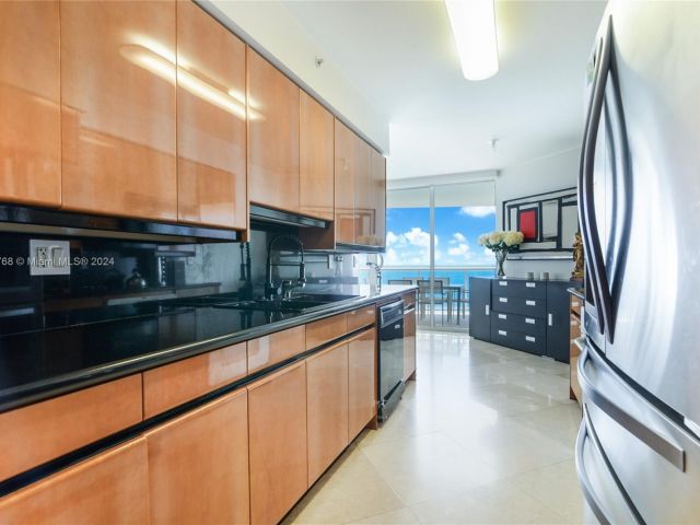 Apartment for rent  Unit #2702 - photo 5664829