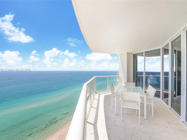 Apartment for rent  Unit #2702 - photo 5664831