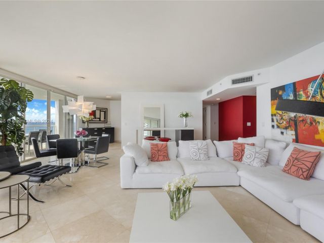 Apartment for rent  Unit #2702 - photo 5664835