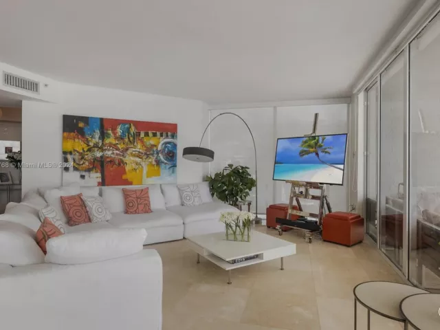 Apartment for rent  Unit #2702 - photo 5664837