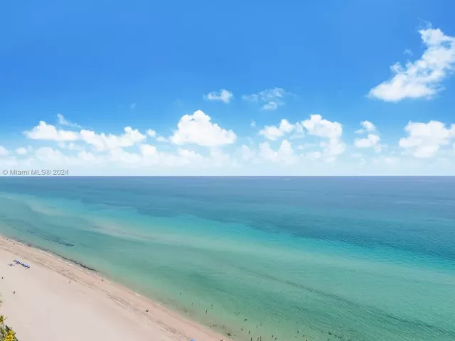 Apartment for rent  Unit #2702 - photo 5664830