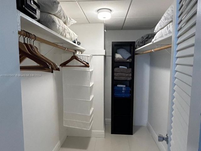 Apartment for sale  Unit #9A - photo 5635353