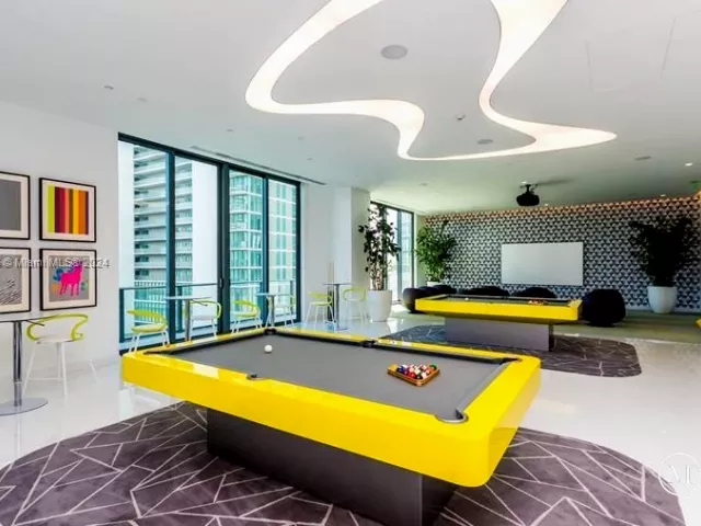 1-bedroom condo for sale in Miami - 501 NE 31st St 2204 - MondialRealty