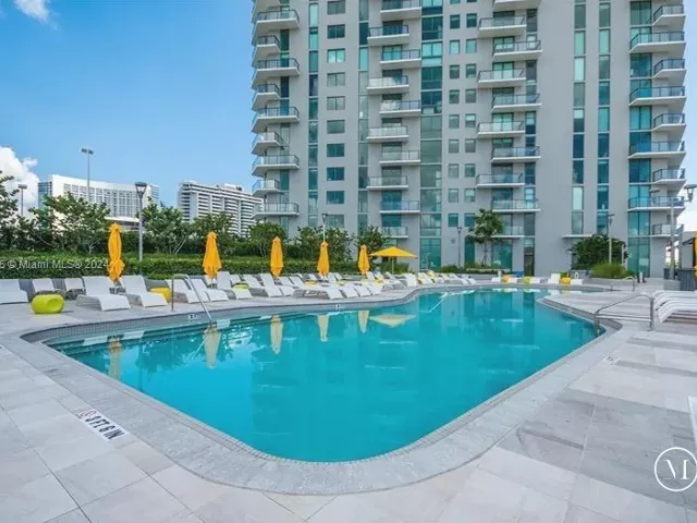 1-bedroom condo for sale in Miami - 501 NE 31st St 2204 - MondialRealty