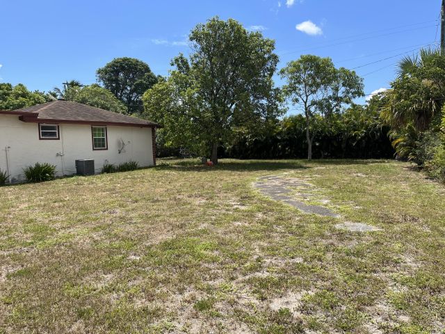 Home for sale at 821 SW 4th Avenue - photo 6801704