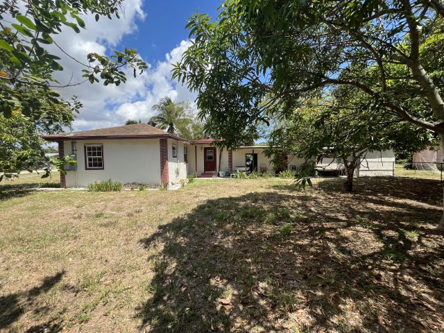 Home for sale at 821 SW 4th Avenue - photo 6801717