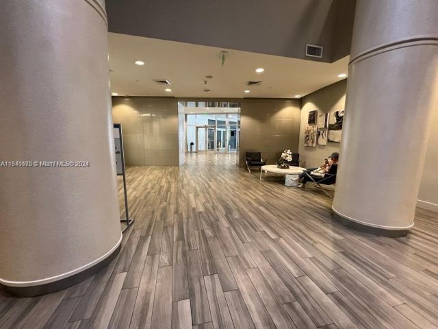 Apartment for sale  Unit #2708 - photo 5651848