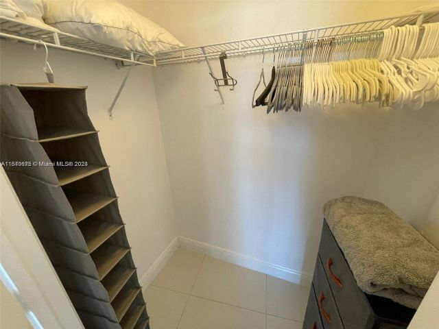 Apartment for sale  Unit #2708 - photo 5651849