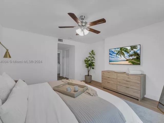 3-bedroom home for rent in Biscayne Park - 630 NE 117th St - MondialRealty