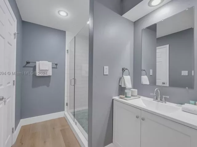 3-bedroom home for rent in Biscayne Park - 630 NE 117th St - MondialRealty