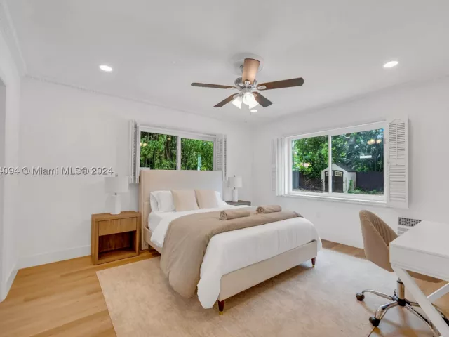 3-bedroom home for rent in Biscayne Park - 630 NE 117th St - MondialRealty
