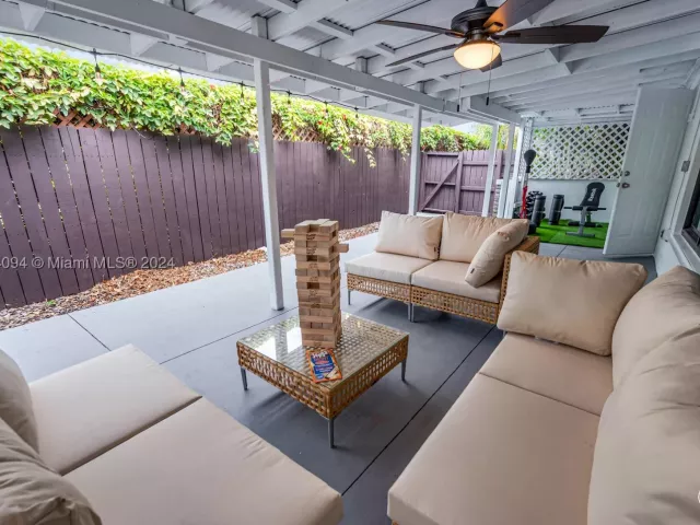 3-bedroom home for rent in Biscayne Park - 630 NE 117th St - MondialRealty