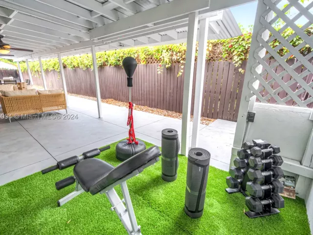 3-bedroom home for rent in Biscayne Park - 630 NE 117th St - MondialRealty