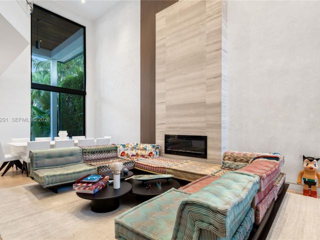 Home for sale at 4442 Prairie Ave - photo 7468609