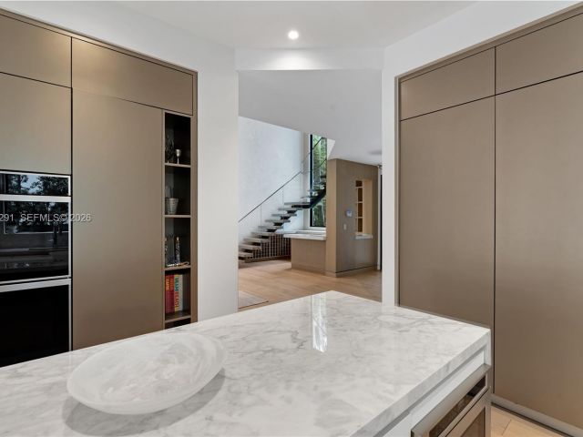 Home for sale at 4442 Prairie Ave - photo 7468617