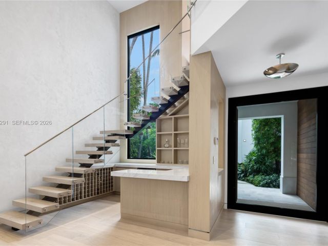 Home for sale at 4442 Prairie Ave - photo 7468620