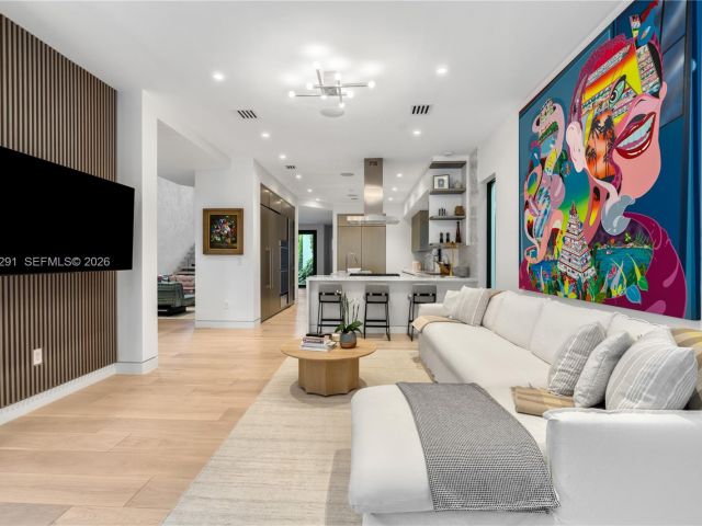 Home for sale at 4442 Prairie Ave - photo 7468624