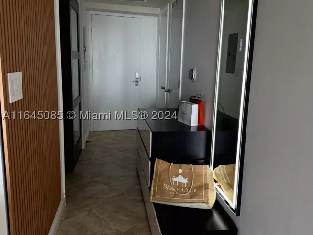 2-bedroom condo for sale in Hallandale Beach - 1850 S Ocean Dr 3809 - MondialRealty