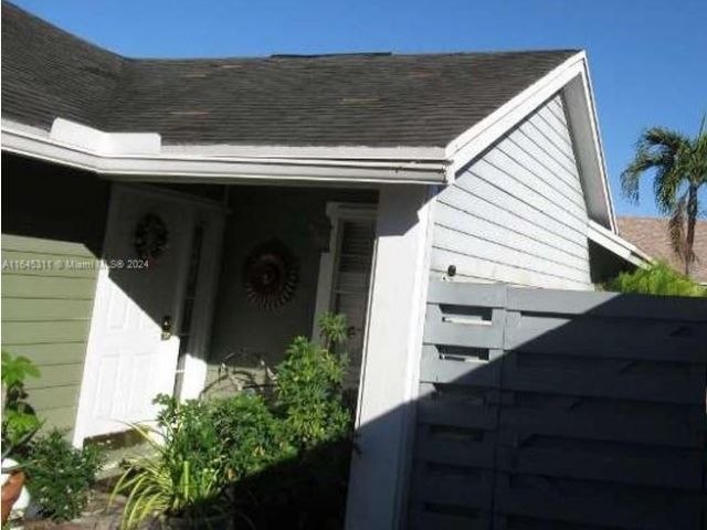 Home for sale at 14035 SW 103rd Ter - photo 5705021