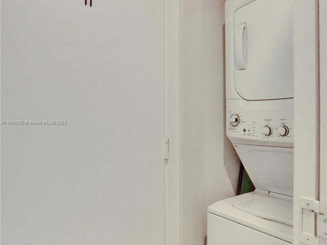 Apartment for sale  Unit #3807 - photo 5605695