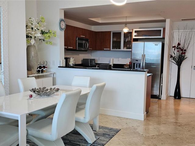 Apartment for sale  Unit #1-810 - photo 6253382