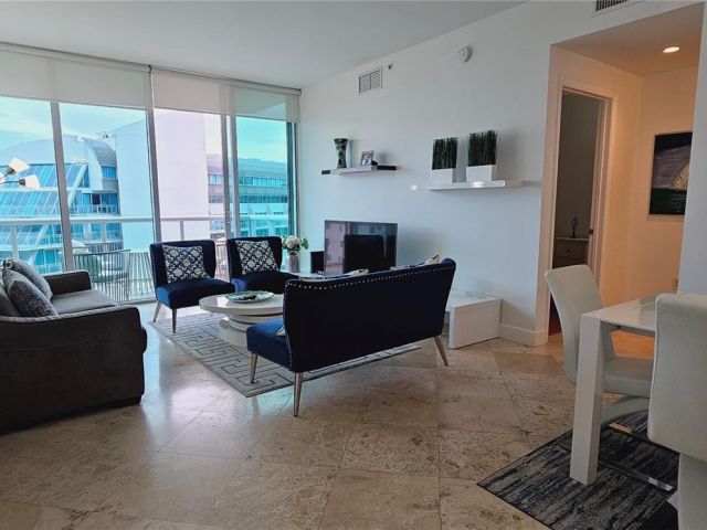 Apartment for sale  Unit #1-810 - photo 6253386