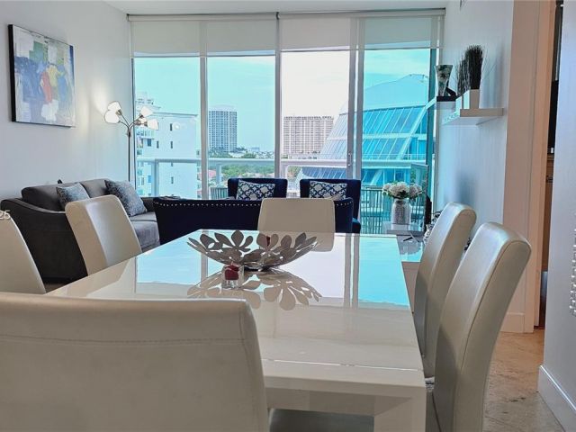 Apartment for sale  Unit #1-810 - photo 6253389