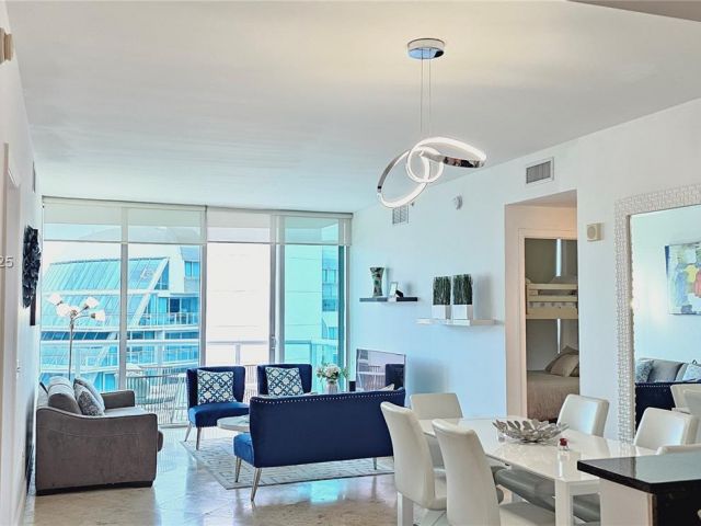 Apartment for sale  Unit #1-810 - photo 6253390