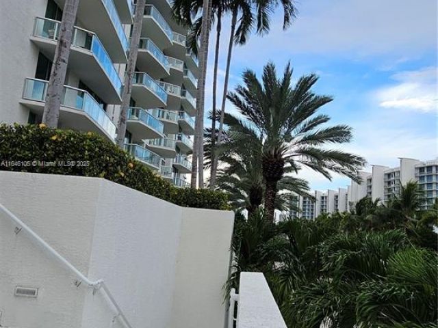 Apartment for sale  Unit #1-810 - photo 6253391