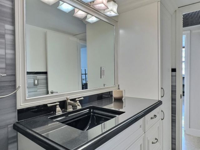 Apartment for sale  Unit #1626 - photo 5771583