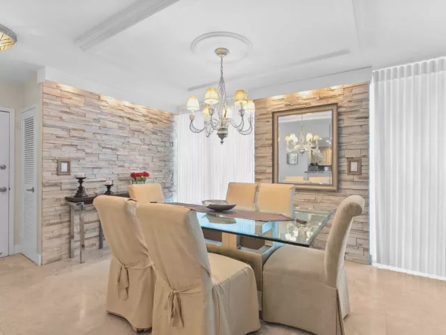 2-bedroom condo for sale in Hallandale Beach - 2030 S Ocean Drive 1626 - MondialRealty