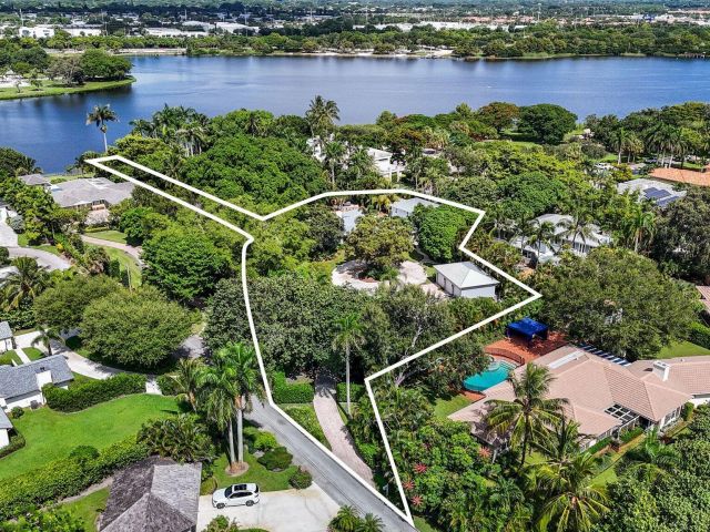 Home for sale at 920 Hibiscus Lane - photo 5808386