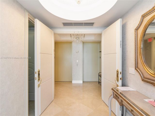 Apartment for rent  Unit #601 - photo 5659606