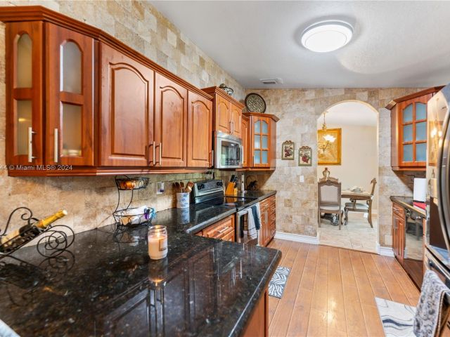 Home for sale at 1442 NW 20th St - photo 6064018