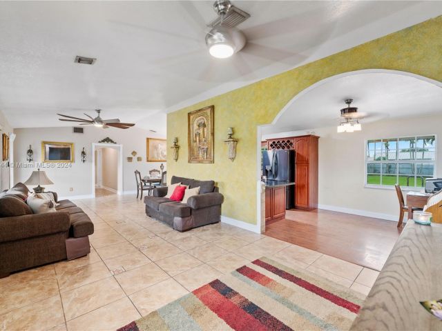 Home for sale at 1442 NW 20th St - photo 6064019