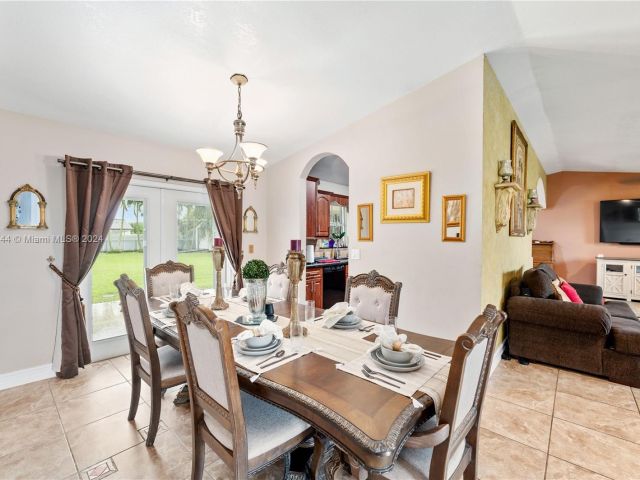 Home for sale at 1442 NW 20th St - photo 6064020