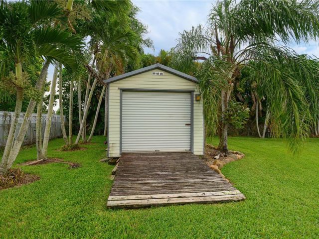 Home for sale at 1442 NW 20th St - photo 6064023