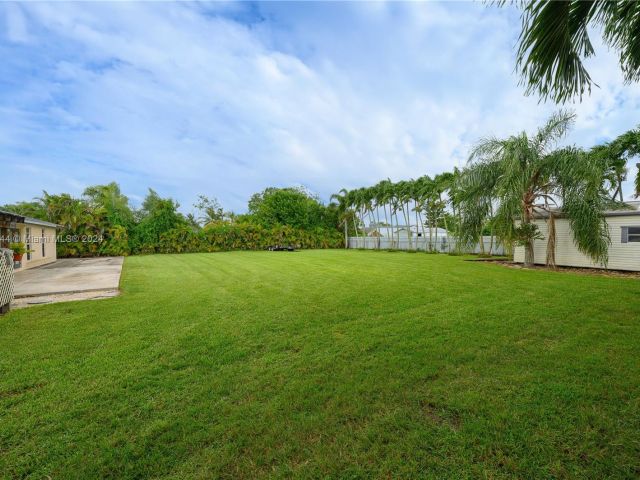 Home for sale at 1442 NW 20th St - photo 6064025