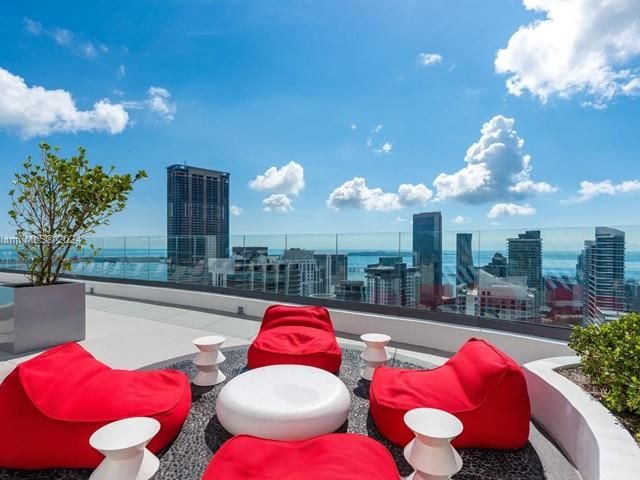 Apartment for sale  Unit #1005 - photo 5605851